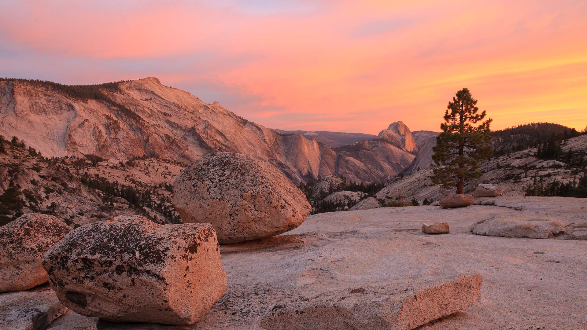 Sunset from Olmsted Point, Yosemite National Park, California, United States (© Robb Hirsch/Tandem Stills + Motion)