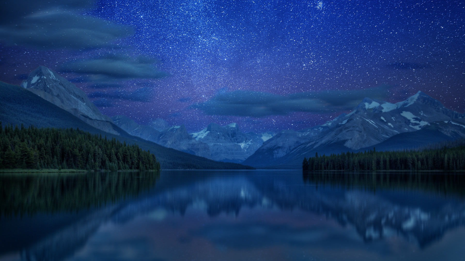 Maligne Lake, Jasper National Park, Alberta (© Andrey Popov/Getty Images)