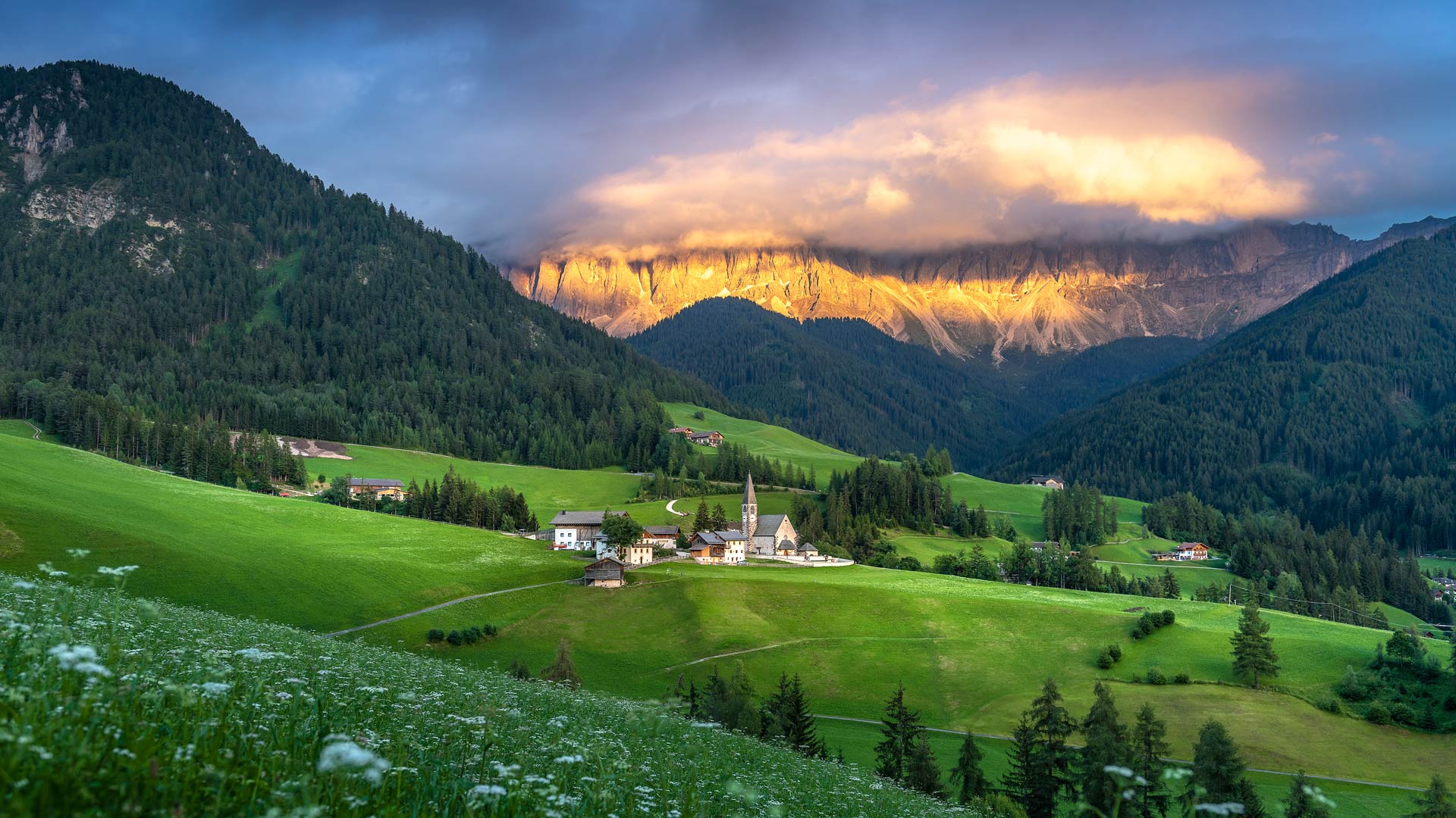 Bing Wallpaper (IN) 20250810 - Sunday, 10th August, 2025