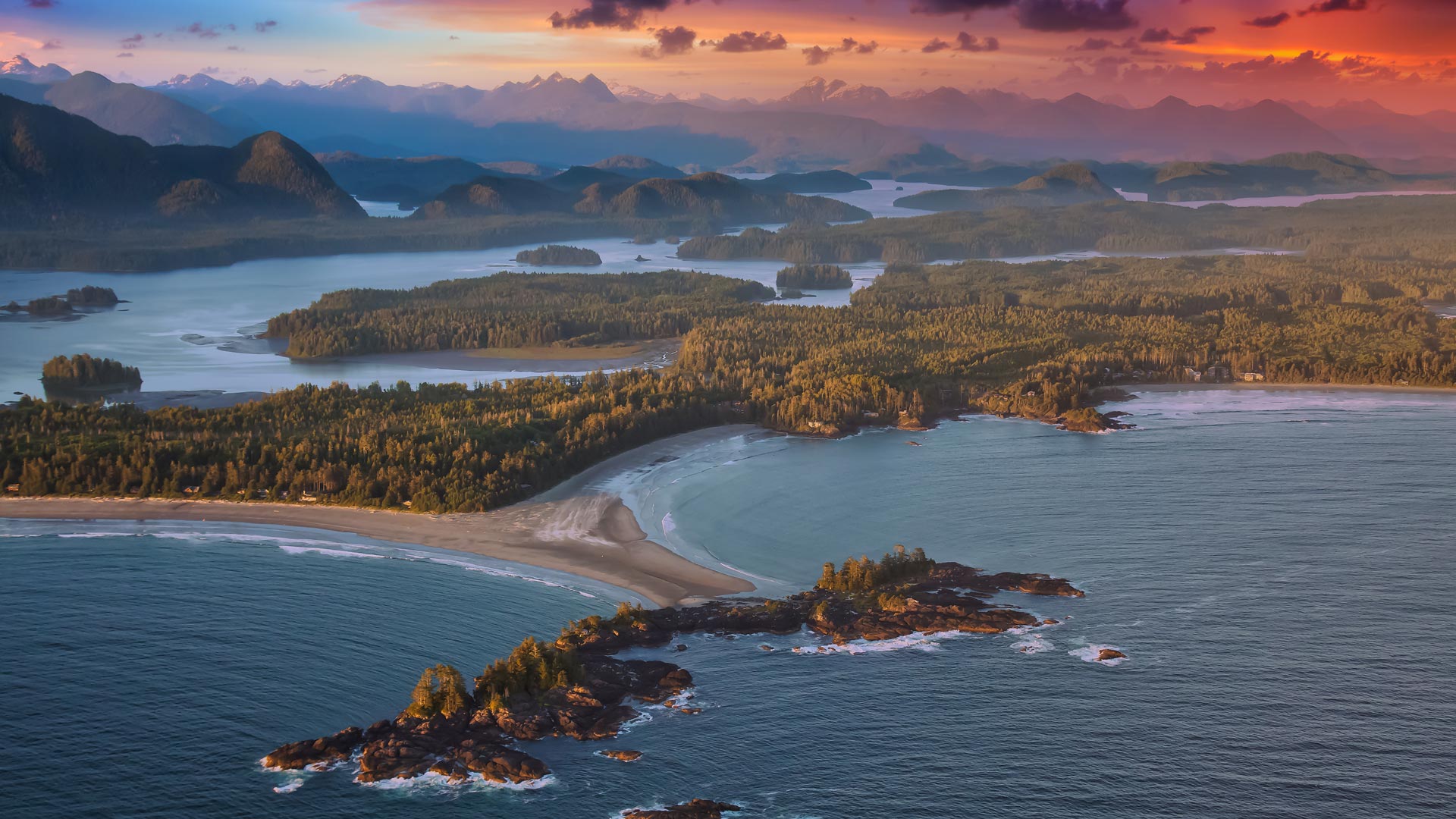 Bing Wallpaper (CA) 20250819 - Tuesday, 19th August, 2025
