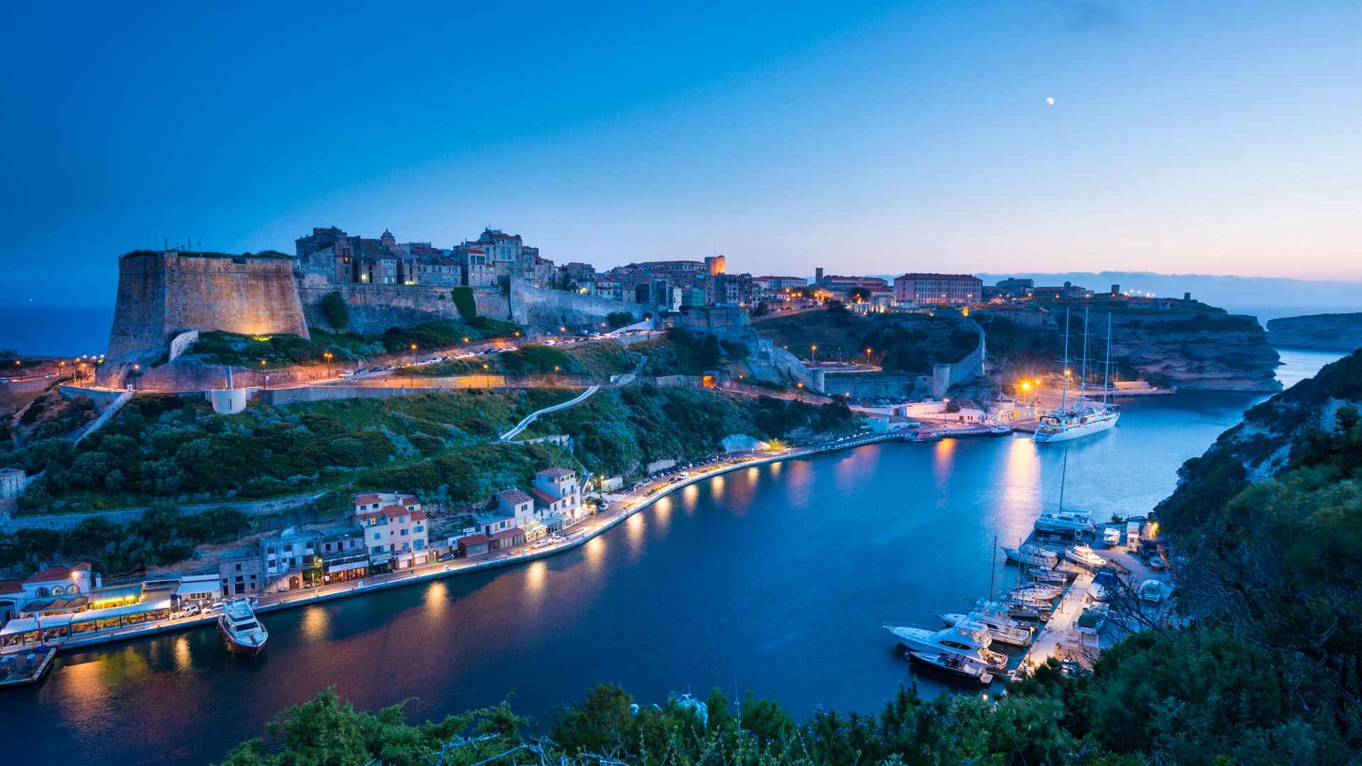 Bing Wallpaper (IN) 20250819 - Tuesday, 19th August, 2025