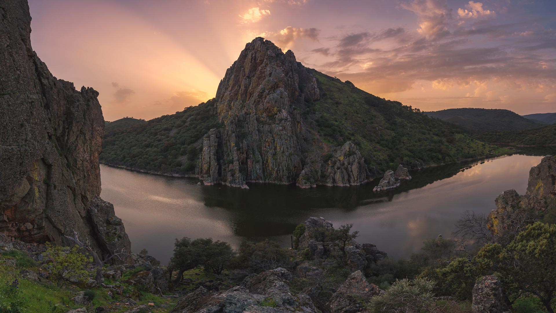 Bing Wallpaper (CA) 20250911 - Thursday, 11th September, 2025
