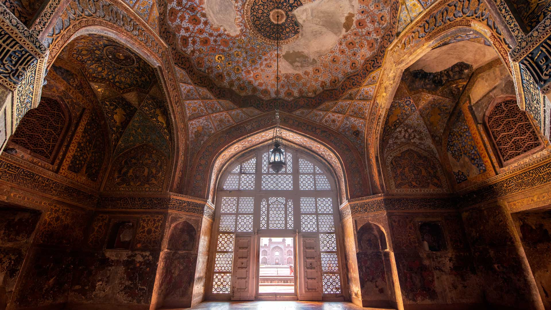 Bing Wallpaper (IN) 20260307 - Saturday, 7th March, 2026