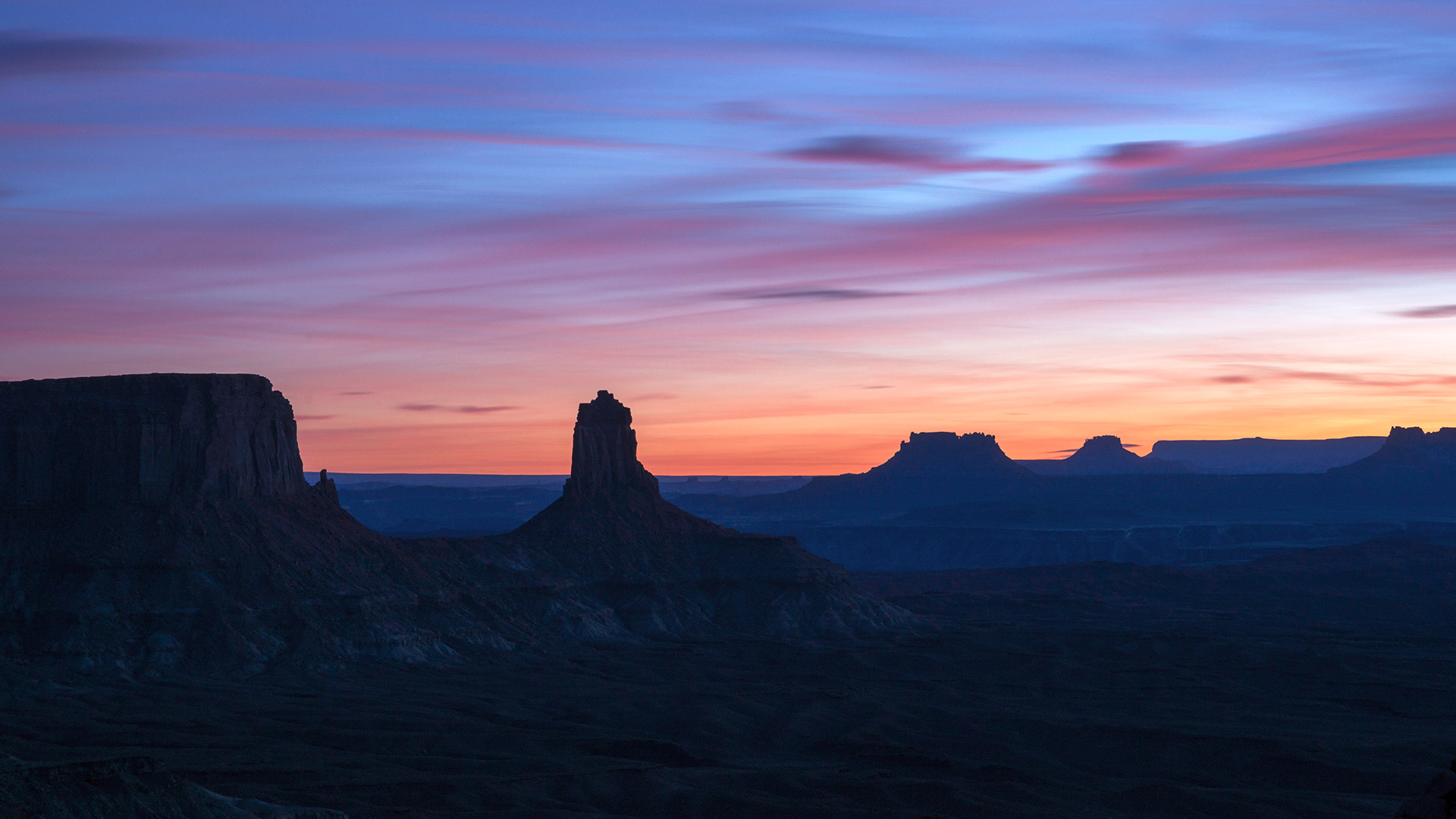 Bing Wallpaper (IN) 20260419 - Sunday, 19th April, 2026